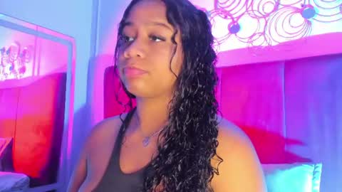 Snapshot of sofiifox chatting on July 16, 3:23 am sofiifox online show from July 16, 3:23 am