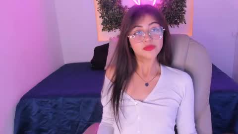 Snapshot of sofiileon chatting on August 5, 12:41 pm Sofi online show from August 5, 12:41 pm