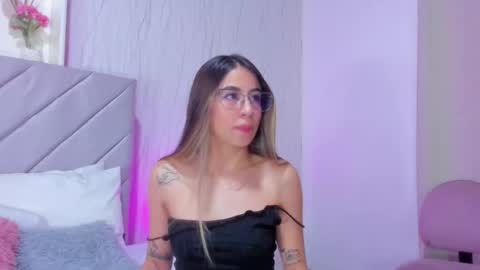 Snapshot of sofimalkova chatting on November 12, 11:10 am Sofi Malkova online show from November 12, 11:10 am