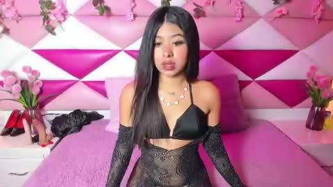 Sofi online show from June 26, 2:43 pm