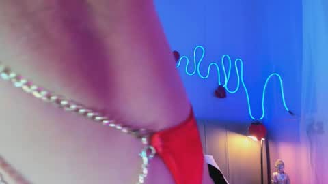 Sofi online show from February 14, 11:51 am