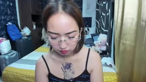 Snapshot of soft_angel8 chatting on November 20, 3:12 pm Angel online show from November 20, 3:12 pm