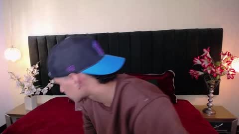 Cam and Amy online show from November 8, 7:45 pm