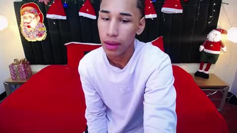 Cam and Amy online show from December 4, 8:17 pm