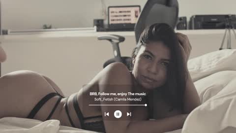 Snapshot of soft_fetish chatting on March 12, 5:57 am Camila M online show from March 12, 5:57 am