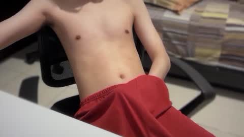 softedge04 online show from April 13, 12:43 pm