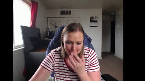 Rose online show from November 18, 8:24 pm