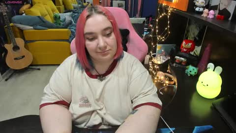 Sofie online show from February 12, 8:59 am