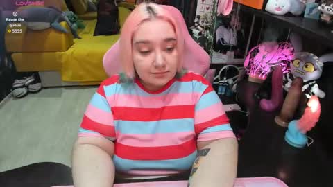 Sofie online show from March 25, 2:39 am