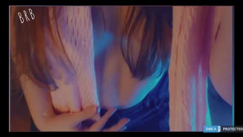 Snapshot of softlee chatting on October 30, 7:47 pm Lisa online at .11 from about utc online show from October 30, 7:47 pm