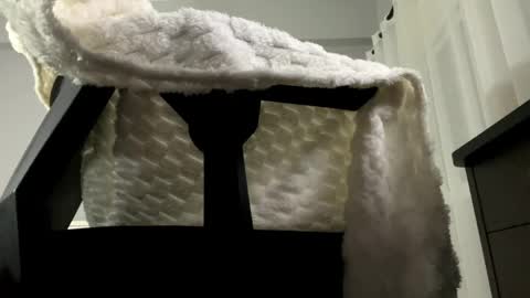 Snapshot of softlygirl chatting on May 14, 7:53 pm softlygirl online show from May 14, 7:53 pm