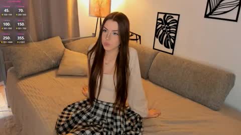 sofia online show from October 18, 1:01 pm