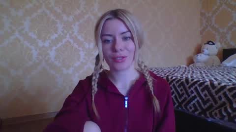 softy_aura online show from April 23, 12:04 pm