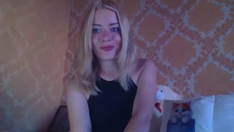 softy_aura online show from July 31, 4:39 pm