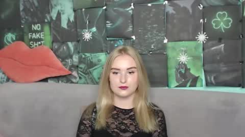 Snapshot of sofysoft chatting on September 9, 4:45 am sofysoft online show from September 9, 4:45 am