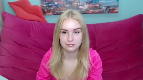 Snapshot of sofysoft chatting on September 25, 4:49 am sofysoft online show from September 25, 4:49 am