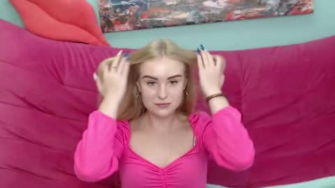 Snapshot of sofysoft chatting on September 26, 5:00 am sofysoft online show from September 26, 5:00 am