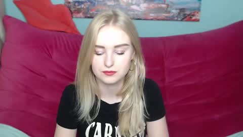 Snapshot of sofysoft chatting on October 11, 4:55 am sofysoft online show from October 11, 4:55 am