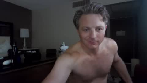 sohottonight63 online show from November 12, 12:27 pm