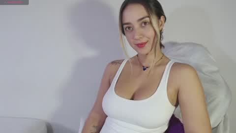     online show from April 17, 1:03 pm