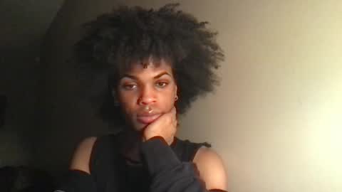 Snapshot of solaceeve chatting on November 6, 1:28 am SolaceEve online show from November 6, 1:28 am