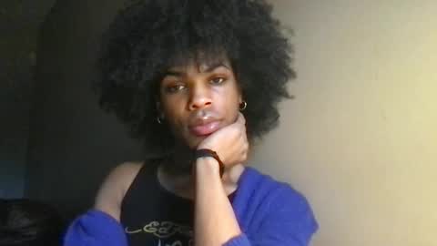 Snapshot of solaceeve chatting on December 1, 7:19 pm SolaceEve online show from December 1, 7:19 pm