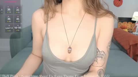 Snapshot of solaralice chatting on November 1, 7:27 pm SolarAlice online show from November 1, 7:27 pm