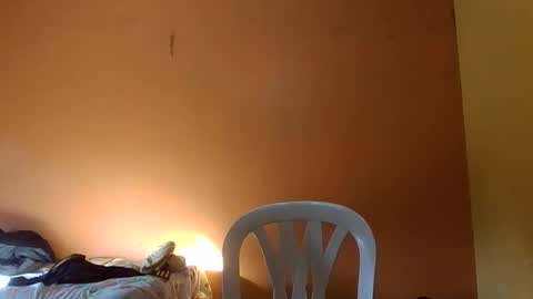 Snapshot of solemne74 chatting on November 8, 10:19 pm solemne74 online show from November 8, 10:19 pm