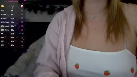 solesticia online show from December 4, 6:49 pm