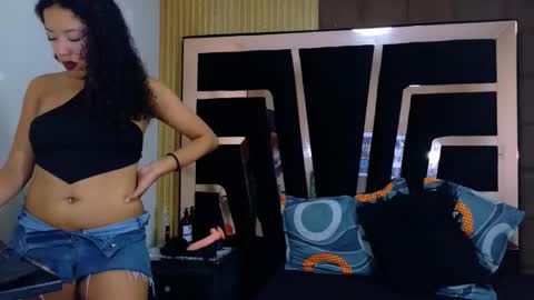 Sol Evans online show from December 22, 11:02 pm