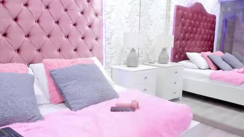 solimar__ online show from February 26, 9:03 pm