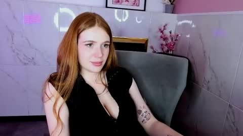 sollarkristy online show from May 14, 6:47 pm