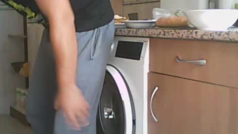 Snapshot of solo4u2 chatting on November 12, 11:54 am solo4u2 online show from November 12, 11:54 am