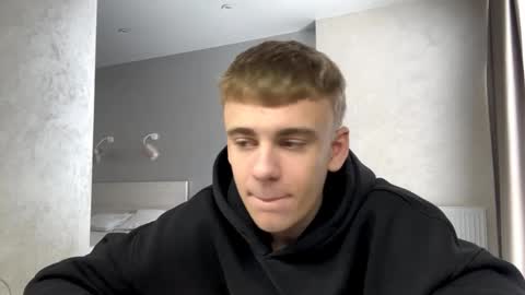 Snapshot of solofury chatting on February 1, 10:14 am Jett online show from February 1, 10:14 am