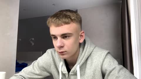 Snapshot of solofury chatting on February 6, 8:51 am Jett online show from February 6, 8:51 am