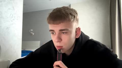 Snapshot of solofury chatting on February 24, 7:17 am Jett online show from February 24, 7:17 am