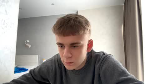 Snapshot of solofury chatting on March 1, 8:49 am Jett online show from March 1, 8:49 am