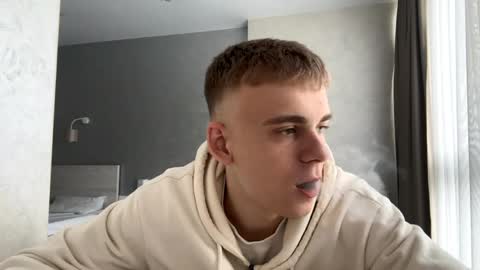 Jett online show from April 8, 10:37 am