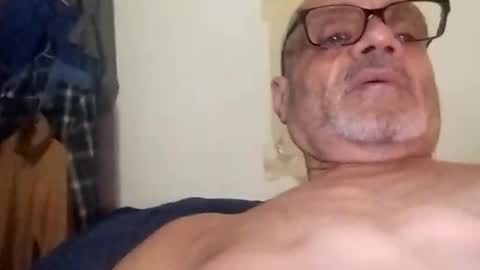 Snapshot of solokool7e chatting on December 20, 6:37 pm ELLIOTT online show from December 20, 6:37 pm