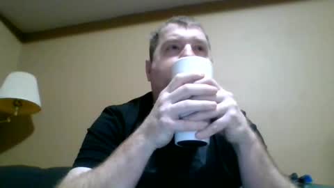 Snapshot of somekindoflife chatting on May 15, 1:51 pm Somekindoflife online show from May 15, 1:51 pm
