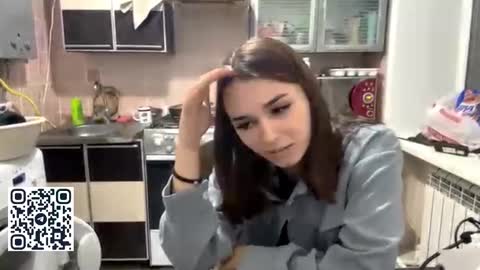 Hello My name is Jane  im new model here and little but shy but curious. online show from November 27, 2:30 pm