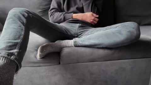 Sondages online show from January 15, 12:21 pm