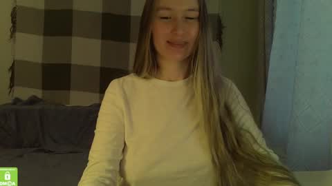 Snapshot of song_to_the_siren chatting on December 19, 11:18 am Mary online show from December 19, 11:18 am