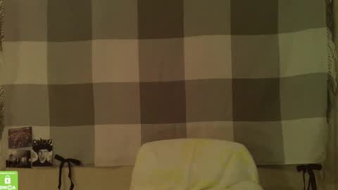 Snapshot of song_to_the_siren chatting on February 7, 4:35 pm Mary online show from February 7, 4:35 pm