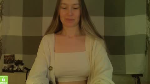 Snapshot of song_to_the_siren chatting on February 13, 1:26 pm Mary online show from February 13, 1:26 pm