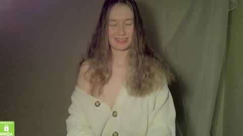 Snapshot of song_to_the_siren chatting on November 28, 6:21 pm Mary online show from November 28, 6:21 pm