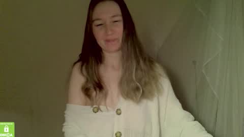 Snapshot of song_to_the_siren chatting on November 29, 2:20 pm Mary online show from November 29, 2:20 pm