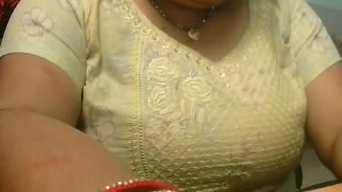 Snapshot of soni88888 chatting on March 10, 4:49 am soni88888 online show from March 10, 4:49 am