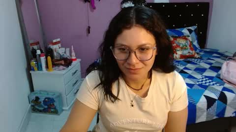 sonialatin69 online show from December 13, 3:54 pm