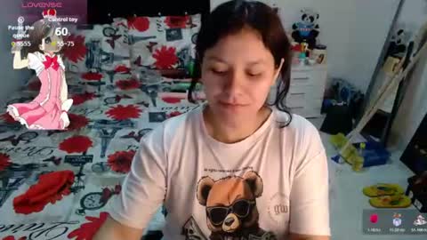 Snapshot of sonialatin69 chatting on June 25, 12:20 pm sonialatin69 online show from June 25, 12:20 pm